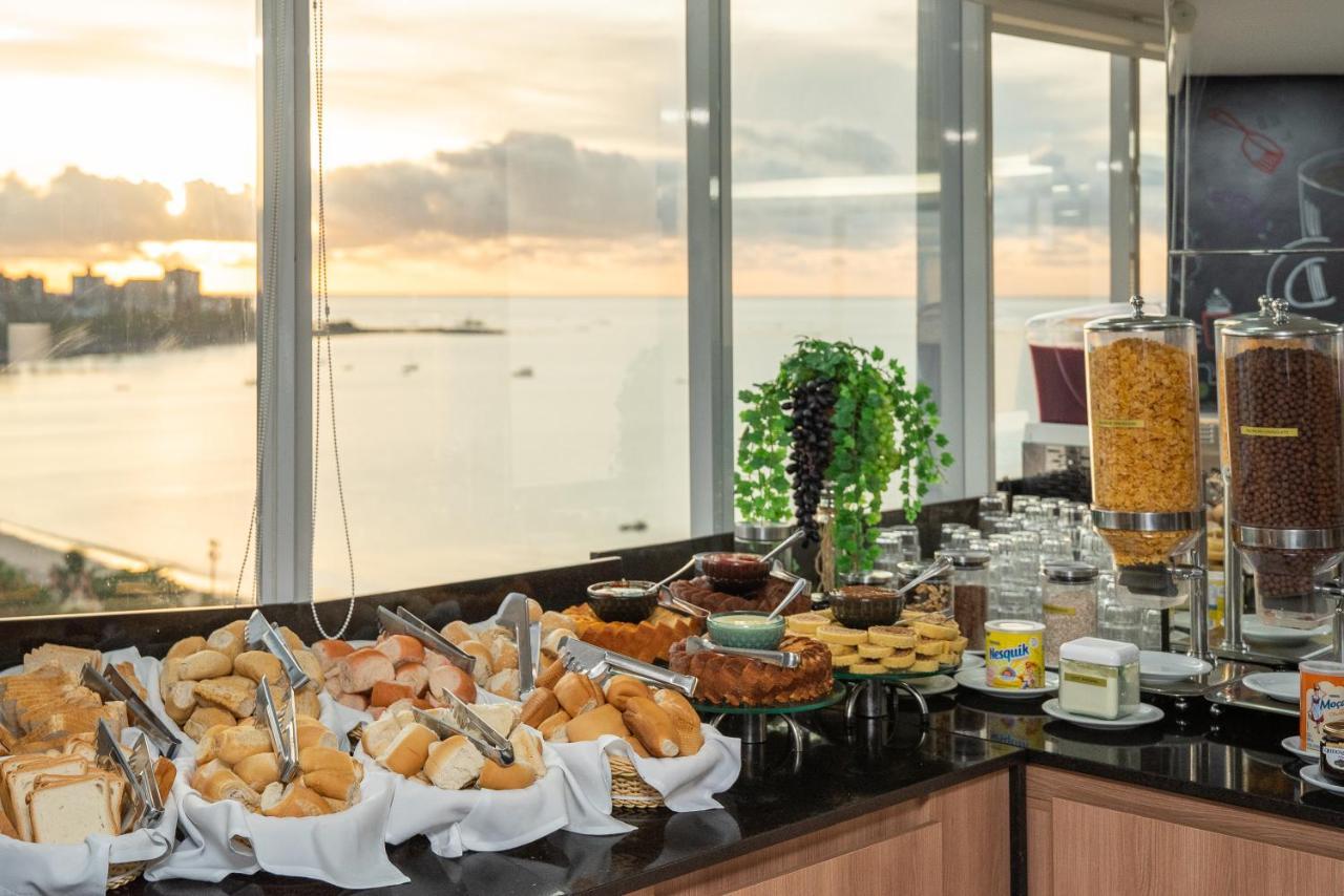 Hotel Brisa Suites Pajucara Maceió Kültér fotó