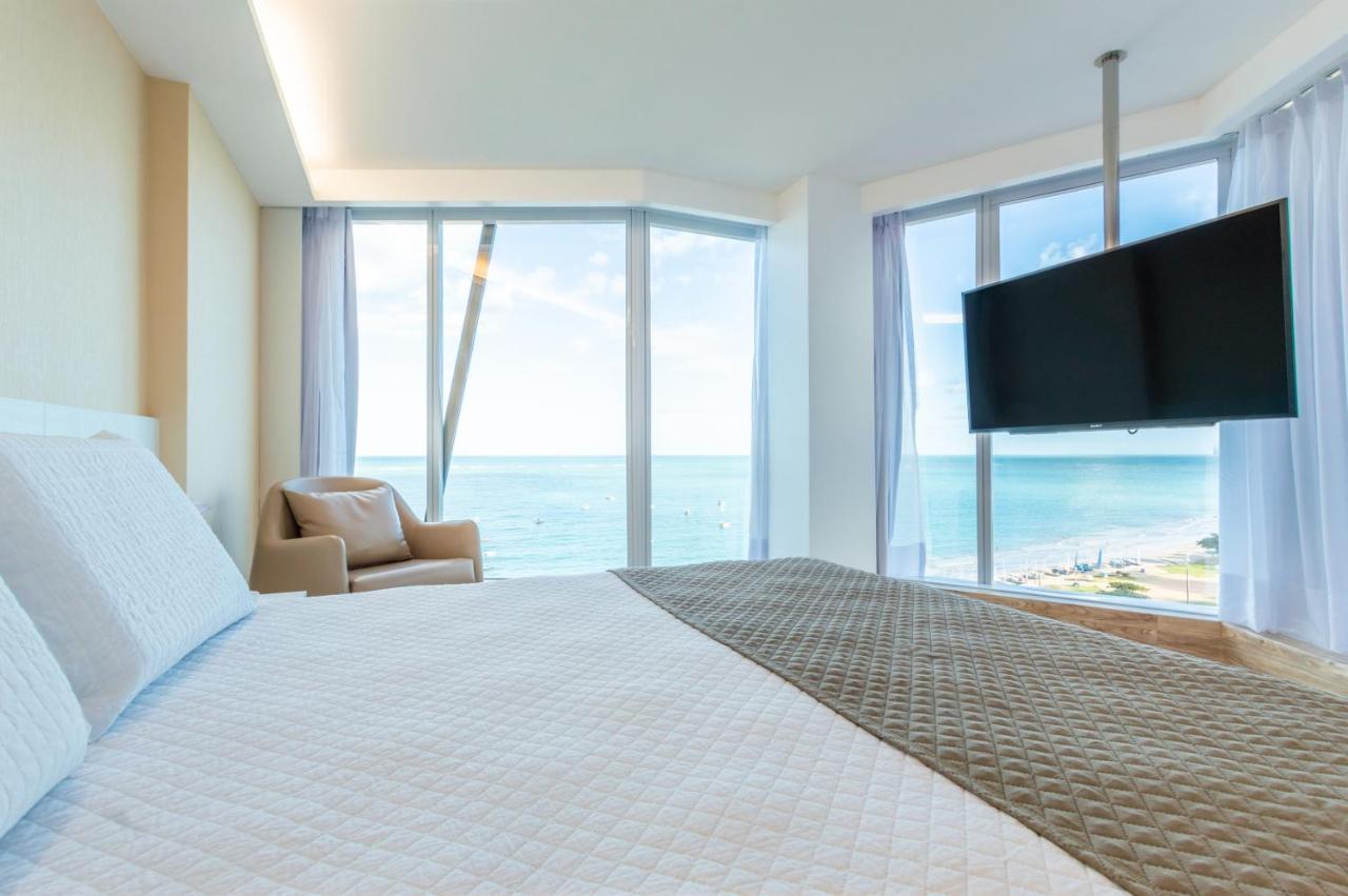 Hotel Brisa Suites Pajucara Maceió Kültér fotó